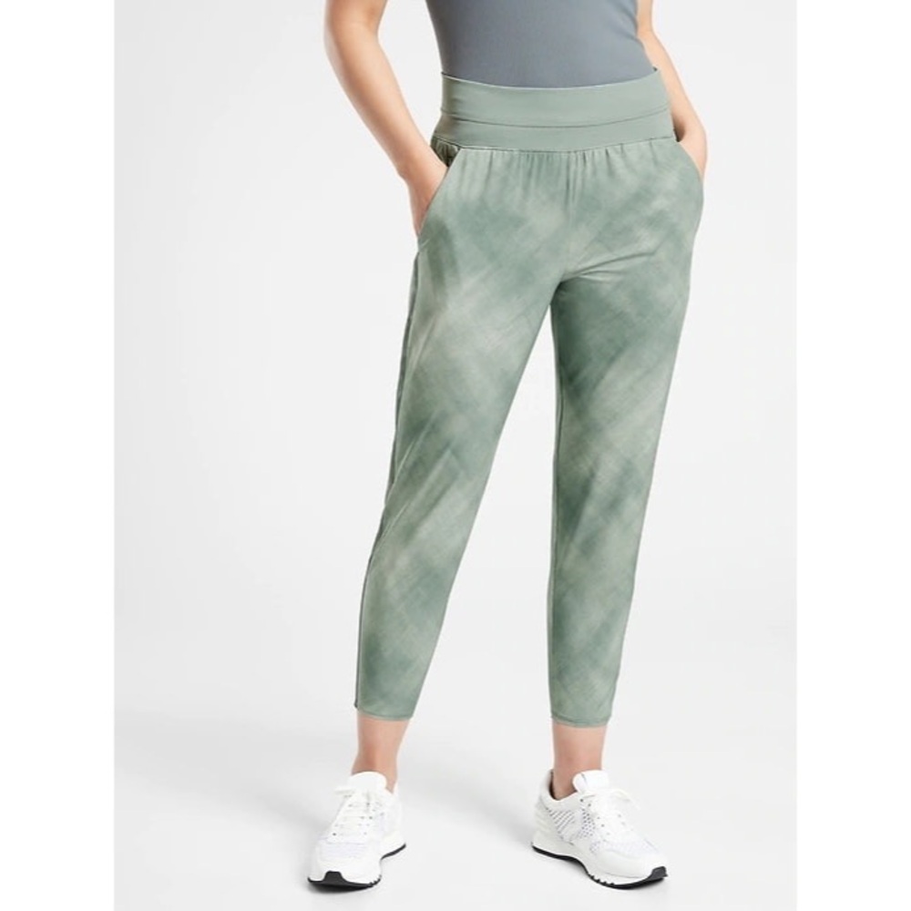 Athleta Green Ankle Pants